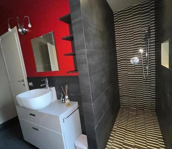 Acquedotti Contemporary Flat Appartement