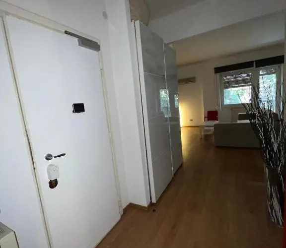 Appartement Acquedotti Contemporary Flat Rome